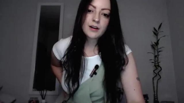 Image 8 of ferni_hudson Stream on Chaturbate on 27 months ago