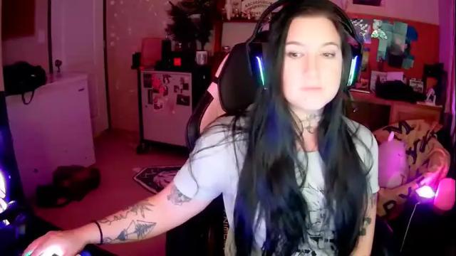 Image 2 of ferocityflame Stream on Chaturbate on 1 month ago