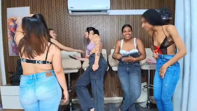 Image 4 of fetishcouples Stream on Chaturbate on 1 month ago