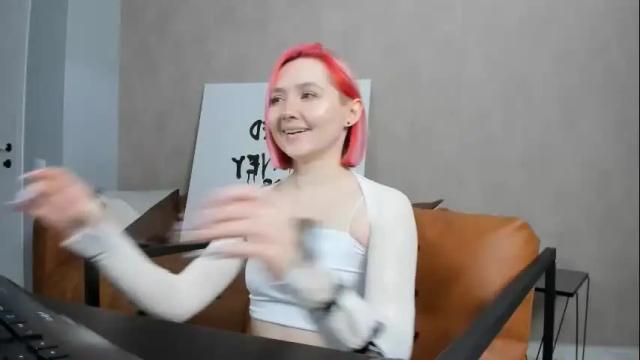 Image 4 of fetishrey Stream on Chaturbate on 6 days ago