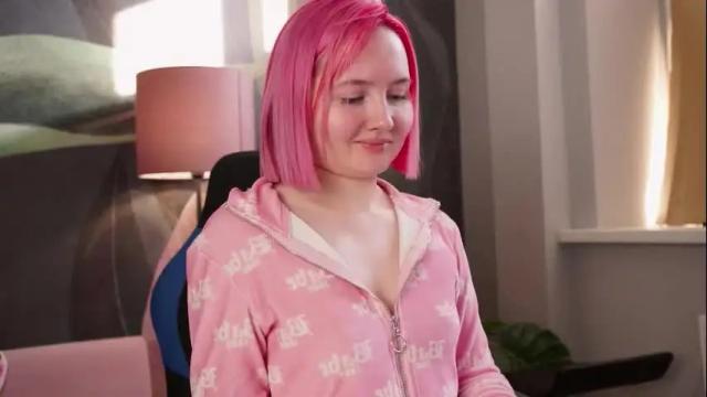 Image 3 of fetishrey Stream on Chaturbate on 4 days ago
