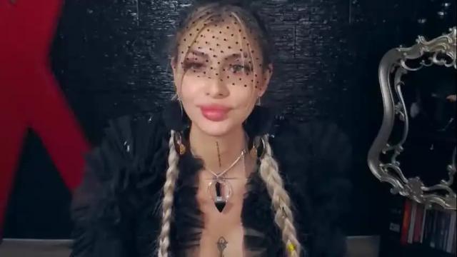 Image 11 of fetishsarah Stream on Chaturbate on 1 month ago