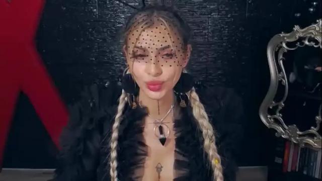Image 12 of fetishsarah Stream on Chaturbate on 1 month ago