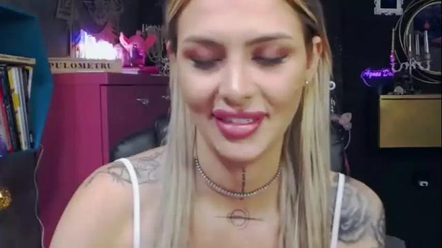 Image 4 of fetishsarah Stream on Chaturbate on 1 month ago