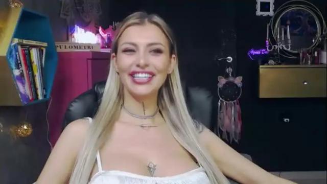 Image 6 of fetishsarah Stream on Chaturbate on 1 month ago
