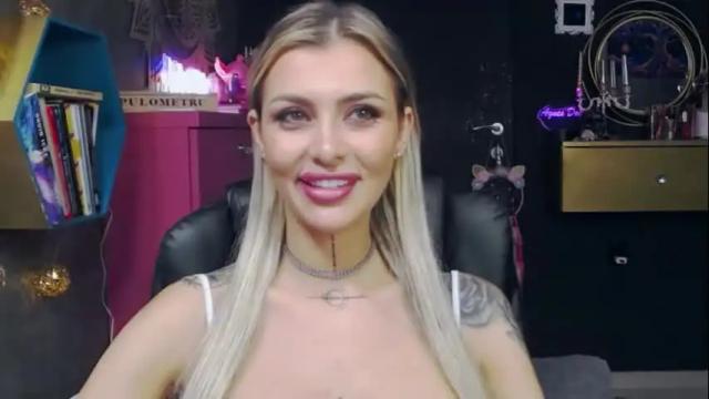 Image 7 of fetishsarah Stream on Chaturbate on 1 month ago