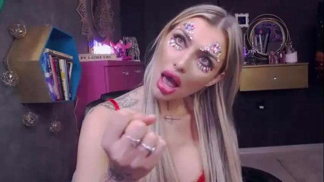 Image 6 of fetishsarah Stream on Chaturbate on 27 days ago
