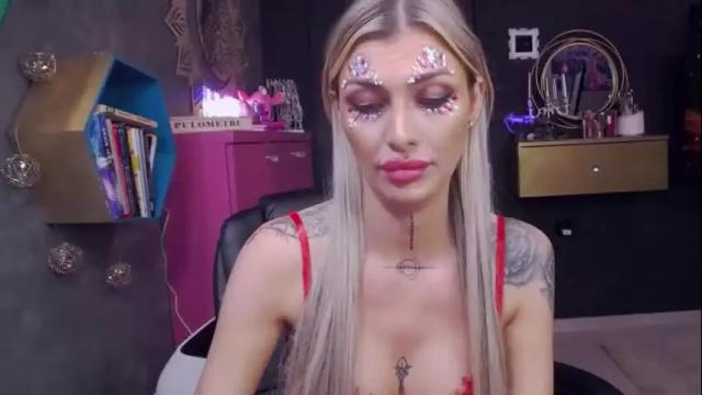 Image 8 of fetishsarah Stream on Chaturbate on 27 days ago