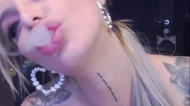Image 8 of fetishsarah Stream on Chaturbate on 21 days ago