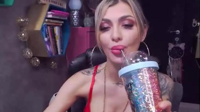 Thumbnail 1, fetishsarah's Stream at Chaturbate, 6 hours ago