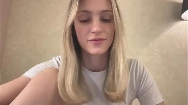 Image 10 of fflloowweerr Stream on Chaturbate on 27 days ago