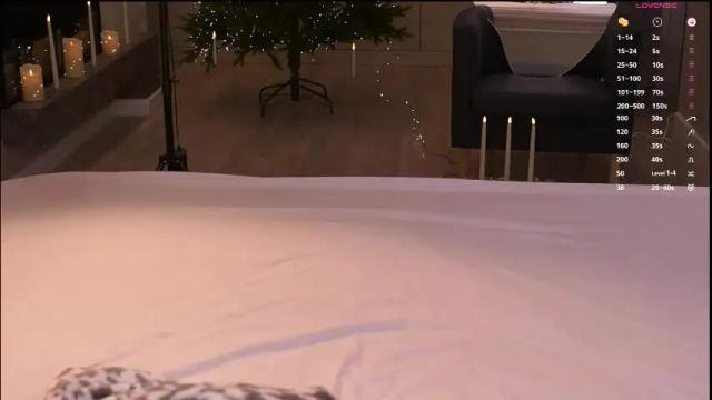 Image 7 of ffoxyflame Stream on Chaturbate on 11 days ago