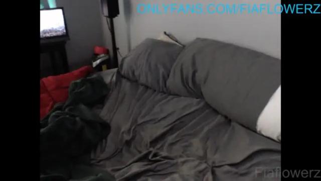 Image 2 of fiaflowerz Stream on Chaturbate on 17 months ago