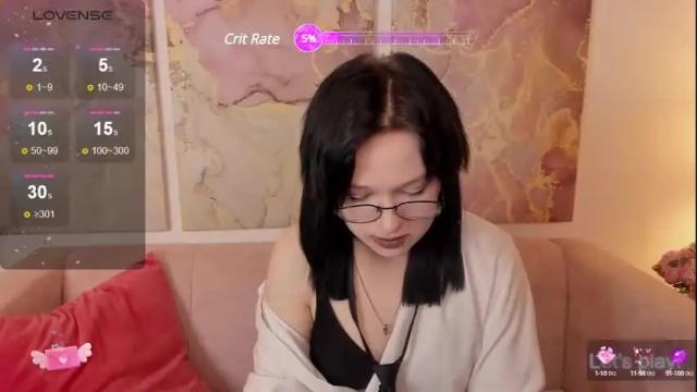 Image 3 of fiamoory Stream on Chaturbate on 20 days ago