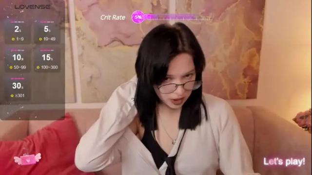 Image 4 of fiamoory Stream on Chaturbate on 20 days ago