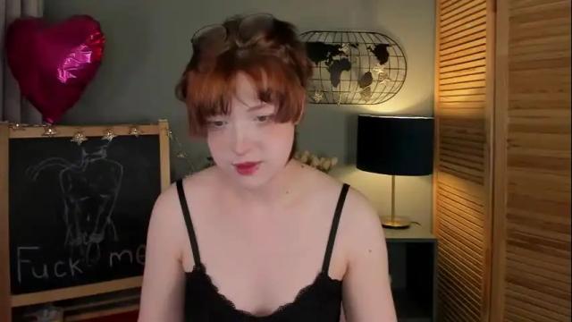 Image 11 of fiamoory Stream on Chaturbate on 12 hours ago