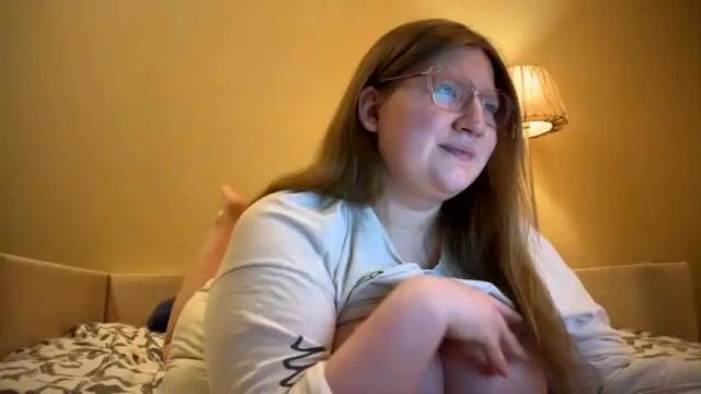 Thumbnail 3, fiechenh's Stream at Chaturbate, 14 months ago