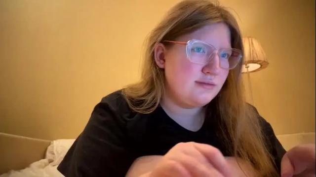 Thumbnail 1, fiechenh's Stream at Chaturbate, 1 month ago
