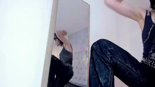 Image 7 of fieramadame Stream on Chaturbate on 1 month ago