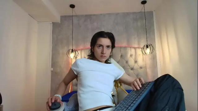 Image 12 of fieramadame Stream on Chaturbate on 13 days ago
