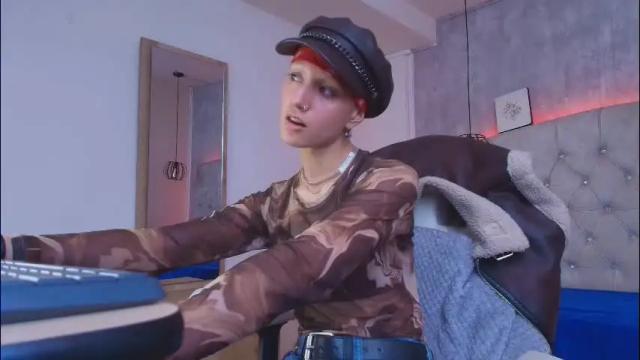Image 3 of fieramadame Stream on Chaturbate on 21 days ago