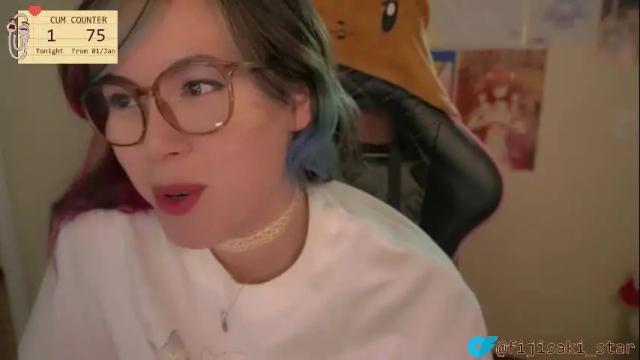 Image 12 of fijisakistar Stream on Chaturbate on 27 days ago