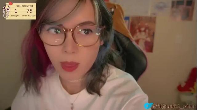 Image 6 of fijisakistar Stream on Chaturbate on 27 days ago