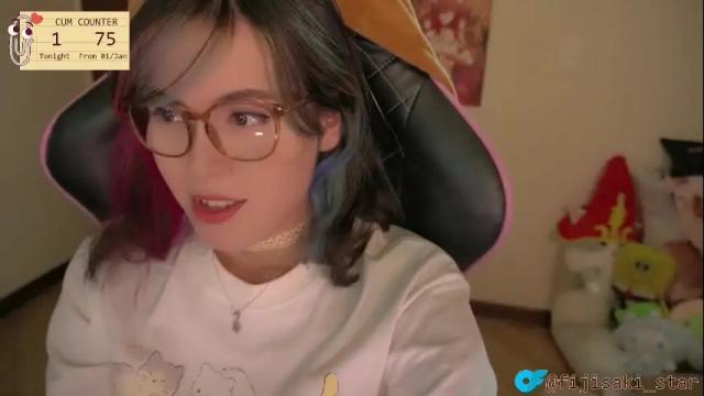 Image 8 of fijisakistar Stream on Chaturbate on 27 days ago