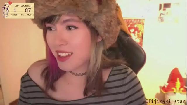 Image 4 of fijisakistar Stream on Chaturbate on 2 days ago