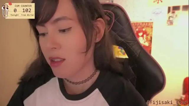 Image 3 of fijisakistar Stream on Chaturbate on 16 days ago