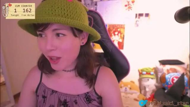 Image 6 of fijisakistar Stream on Chaturbate on 28 days ago