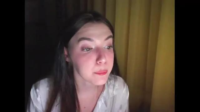 Image 2 of fikilukash Stream on Chaturbate on 18 months ago