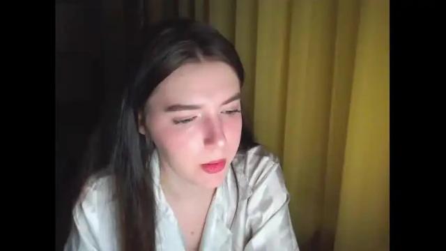 Image 4 of fikilukash Stream on Chaturbate on 18 months ago