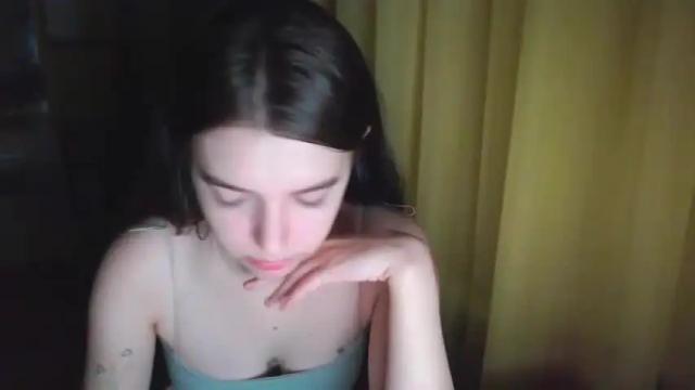 Image 10 of fikilukash Stream on Chaturbate on 18 months ago