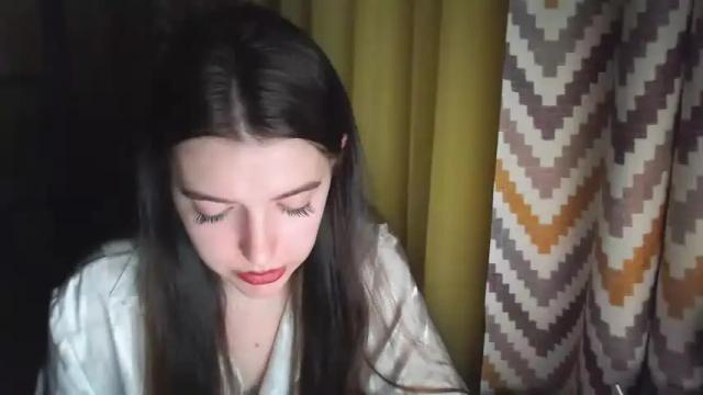 Image 4 of fikilukash Stream on Chaturbate on 18 months ago
