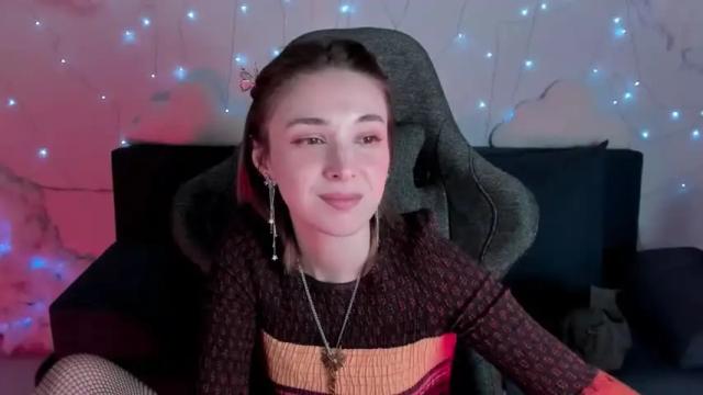 Image 11 of filipinaadams Stream on Chaturbate on 13 months ago