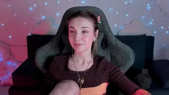 Image 3 of filipinaadams Stream on Chaturbate on 13 months ago