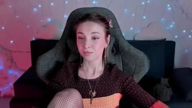 Image 4 of filipinaadams Stream on Chaturbate on 13 months ago