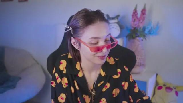 Image 2 of filipinaadams Stream on Chaturbate on 13 months ago