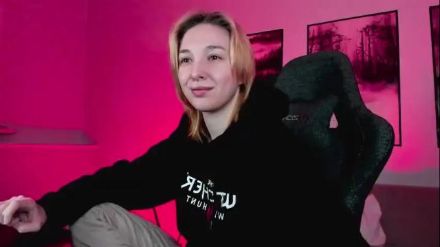 Image 7 of filipinaadams Stream on Chaturbate on 1 month ago
