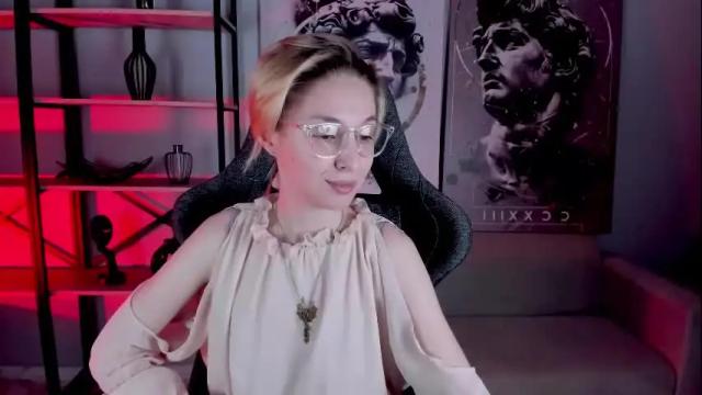 Image 8 of filipinaadams Stream on Chaturbate on 28 days ago