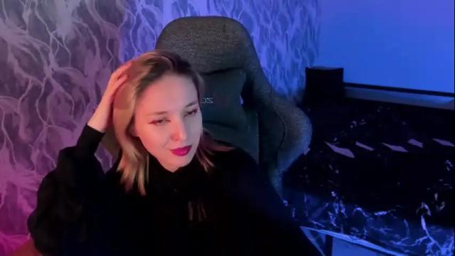 Image 4 of filipinaadams Stream on Chaturbate on 26 days ago