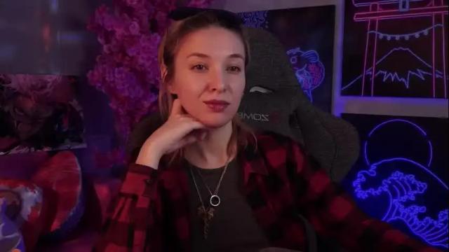 Image 11 of filipinaadams Stream on Chaturbate on 11 days ago