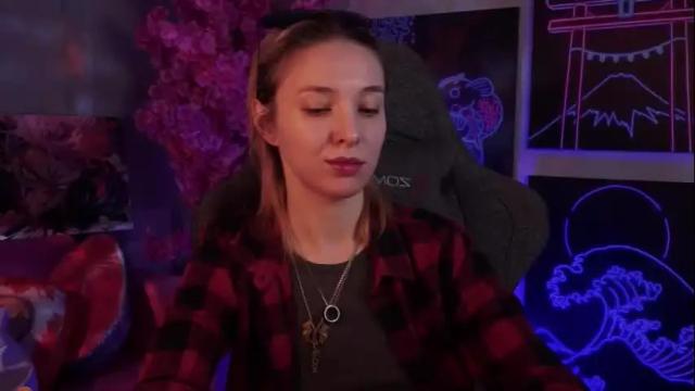Image 12 of filipinaadams Stream on Chaturbate on 11 days ago