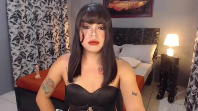 Image 2 of filthywhoreamanda Stream on Chaturbate on 3 months ago
