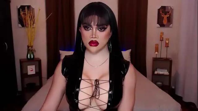 Image 11 of filthywhoremariah Stream on Chaturbate on 19 months ago