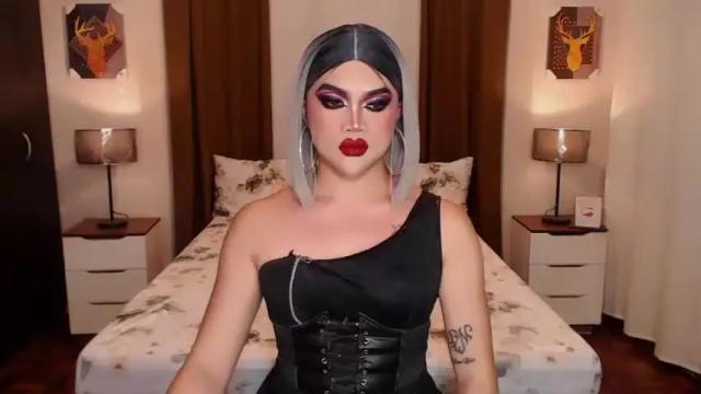 Image 2 of filthywhoremariah Stream on Chaturbate on 14 months ago