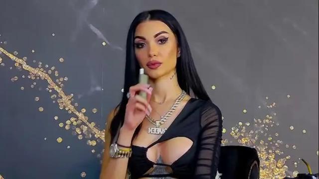 Image 4 of findommemonique Stream on Chaturbate on 7 days ago