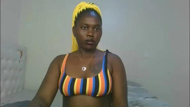 Image 4 of fine_melanie Stream on Chaturbate on 1 month ago