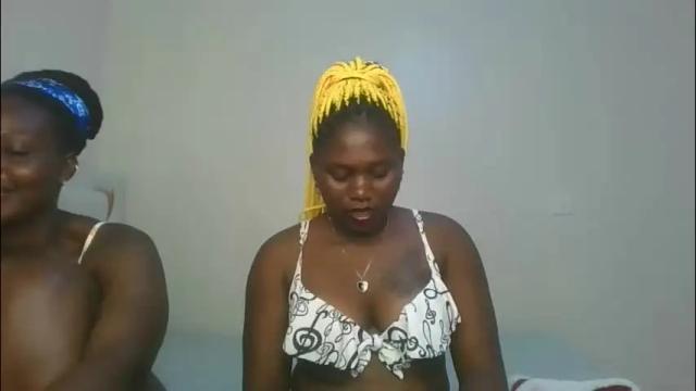 Image 10 of fine_melanie Stream on Chaturbate on 1 month ago